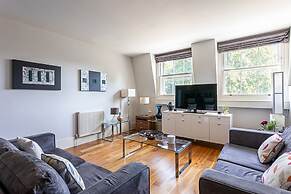 Holborn Flat With Green Views