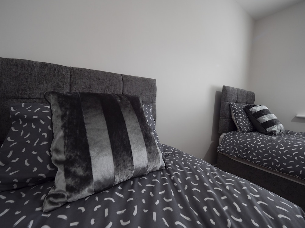 Charming 4-bed Cottage in Dungannon