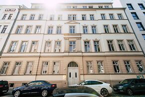 Luga Homes - Gewandhaus