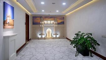 MANOR Hotel