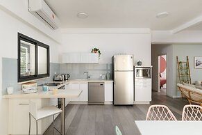 Modern & Design by FeelHome