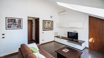 Viale Hambury 51