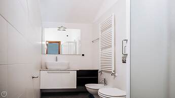 Viale Hambury 51