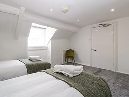 Alcombe House