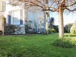 Alcombe House
