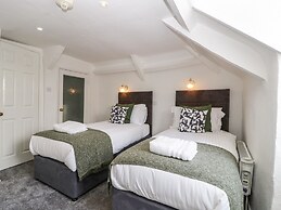 Alcombe House