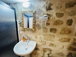 Demirhan Otel
