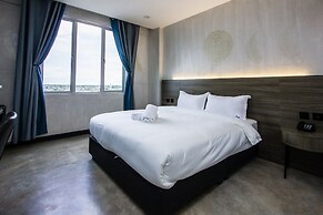Sri Indar Hotel & Suites