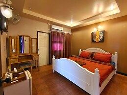 Wualai Boutique by Lanna Oriental