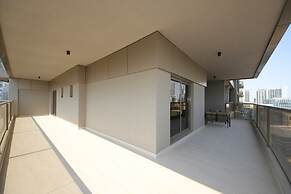 Stunning 2 Bedroom in ELite Residences 1