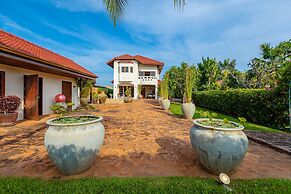 Tropical 6 Bedroom Villa Sanctuary
