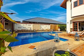 Tropical 6 Bedroom Villa Sanctuary