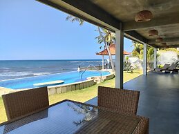 Coco Blu Villa