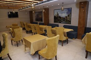 The Royal Class Hotel