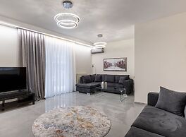 Acropolis Cozy Apartments
