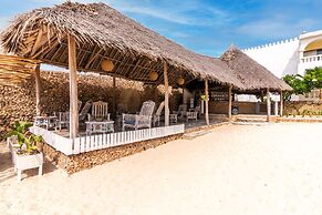 JUMBO CLUB WATAMU