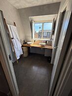 Hotel Maritime
