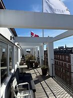 Hotel Maritime