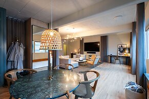 Hotel Maritime