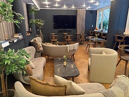 Hotel Maritime