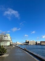 Hotel Maritime