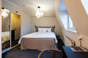 Hotel Maritime