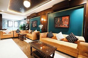 Hotel Hangout