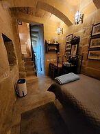 2 Bed House Sleeps 3 - Wifi, Aircon, Balcony