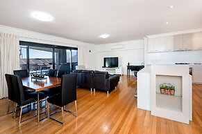 Fremantle Harbourside  Apartments