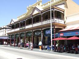 Fremantle Harbourside  Apartments