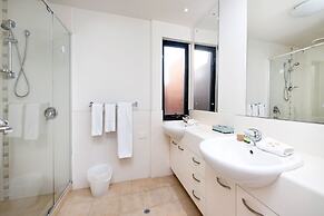 Fremantle Harbourside  Apartments
