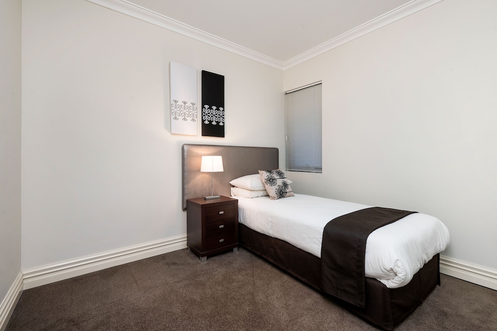 Fremantle Harbourside  Apartments