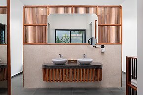 Two Seasons Siem Reap Hotel