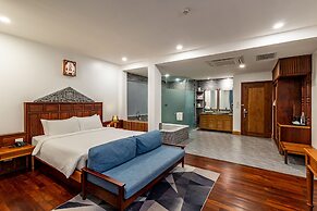 Two Seasons Siem Reap Hotel