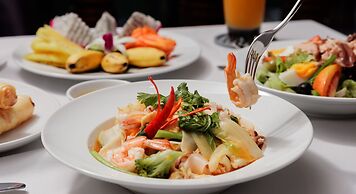 Two Seasons Siem Reap Hotel