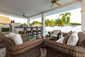 Private 3 Bedroom Pool Villa PP10