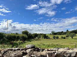 Penderyn Cottage, Waterfall Country, Brecon Beacons