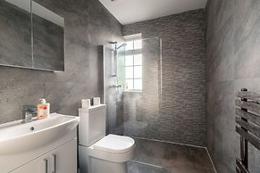 Marble Arch Apartments