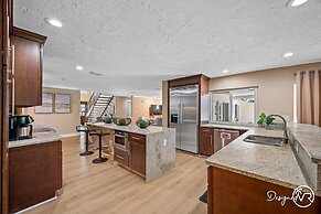 8BR Villa with Heated Pool Near Beach