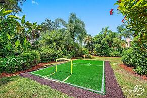 8BR Villa with Heated Pool Near Beach