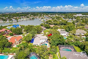 8BR Villa with Heated Pool Near Beach