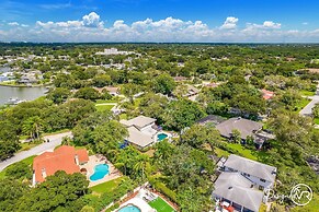 8BR Villa with Heated Pool Near Beach