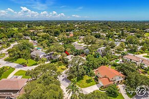 8BR Villa with Heated Pool Near Beach