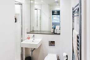 Chapel - Central Studio Apartment