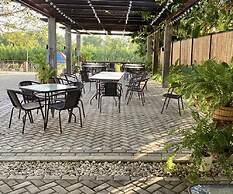 Biggy's River Resort by Cocotel