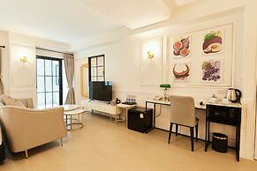 Rose Apple Hotel