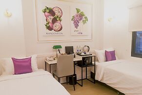 Rose Apple Hotel