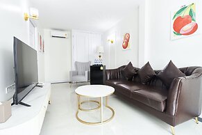 Rose Apple Hotel