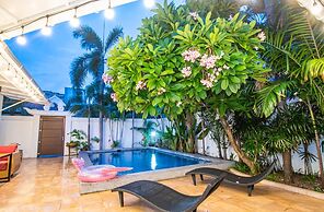 Private pool 3BDR villa beach at 200m