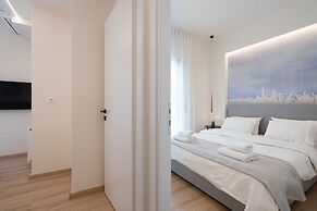 IO SUITES